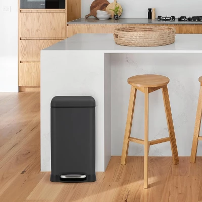 12L Bathroom Trash Can With Lid, Stainless Steel Kitchen Trash Can, Step-On Pedal, Fingerprint-Resistant Finish For Kitchen, Bathroom 4 12L Bathroom Trash Can With Lid, Stainless Steel Kitchen Trash Can, Step-On Pedal, Fingerprint-Resistant Finish For Kitchen, Bathroom - Image 4